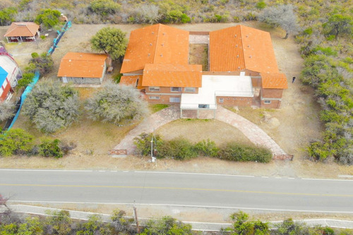 Imagen 7 de 25 de Venta Exclusiva De Importante Propiedad En Carpintería - San Luis