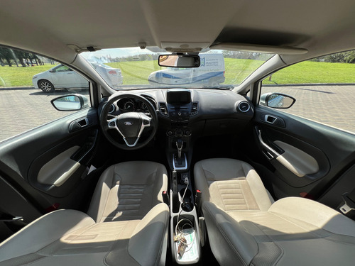 Ford Fiesta Kinetic 1.6 Titanium Powershift 120cv