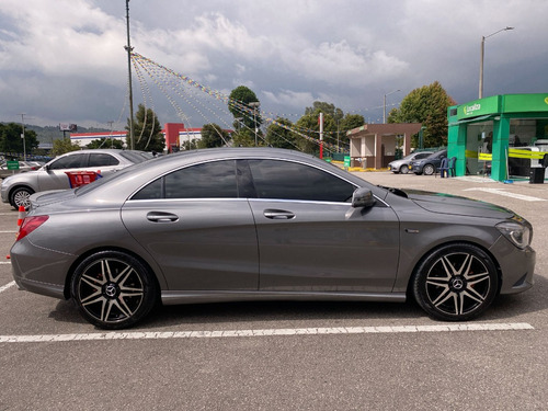Mercedes Benz Cla200 1.6 At 2014