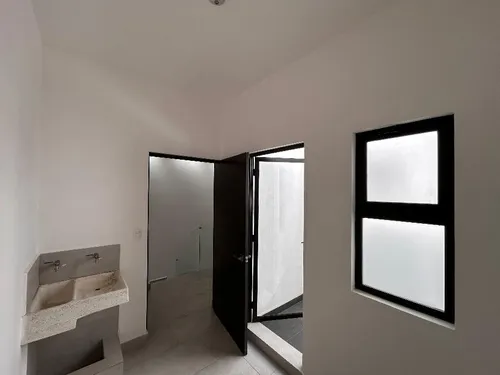 Casa En Venta En Colonia Condado De Asturias, Santiago, Nuevo León