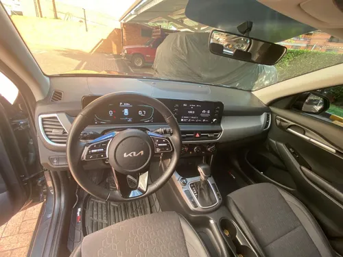 Kia Seltos variant 2.0 Vibrant 4X2