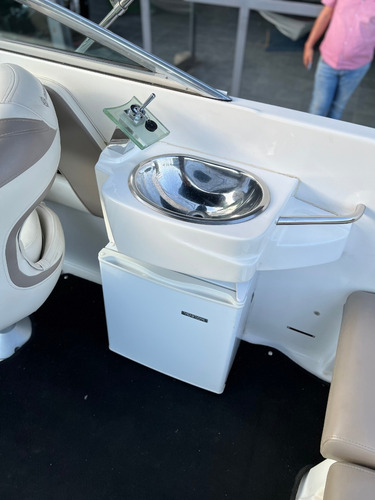 Imagen 8 de 13 de Quicksilver Marinersur 2400 Con Mercruiser 250 Pata Duoprop