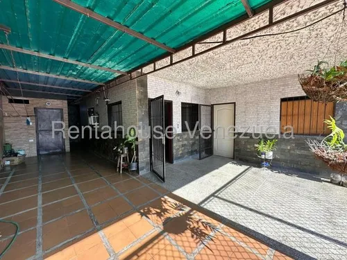 Casa En Venta En El Limon Zp