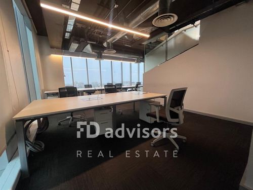 Luminosa Oficina Habilitada 377m2 - Las Condes