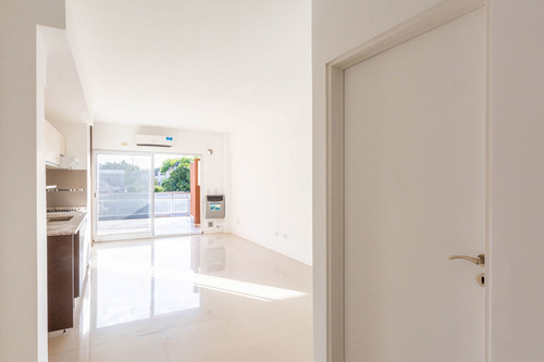 Imagen 16 de 21 de Ph Monoambiente Con Placard Y Patio
