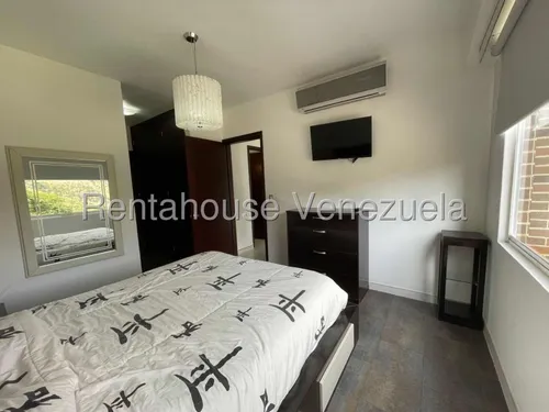 Apartamento En Lomas Del Sol