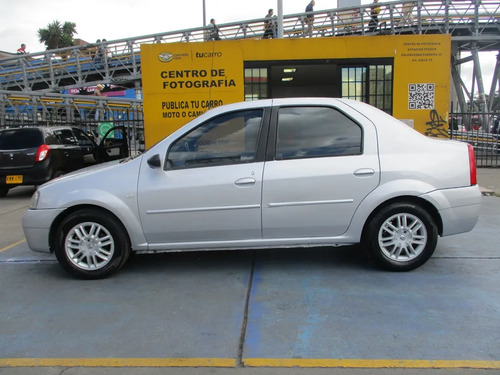 Renault Logan   1600cc Mt Aa