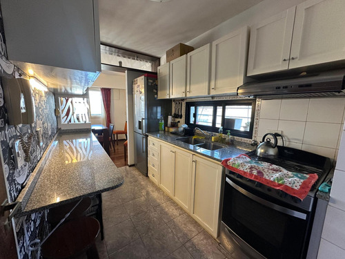 Departamento En Venta 2 Dormitorios Semipisos C/balcón Terraza Montevideo 1900 Piso 8