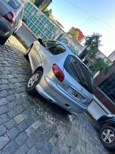 Peugeot 206 1.6 Xr Premium