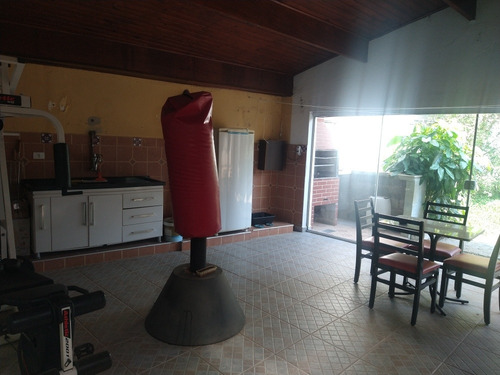 Imagem 12 de 14 de Casa A Venda!