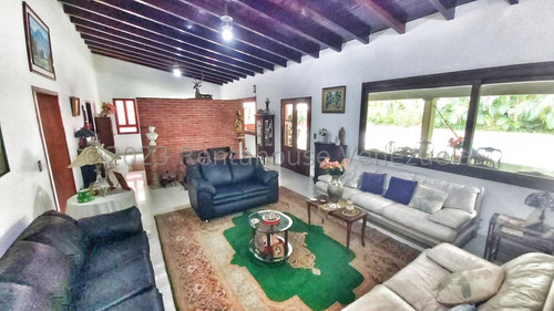 Apartamento En Venta En Colinas Del Tamanaco 24-11819