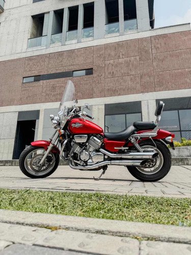 Honda Magna 750 Tour