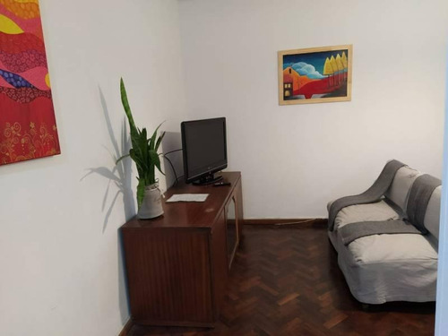 Imagen 4 de 18 de Venta- Departamento 2 Dormitorios, Excelente Zona Centro