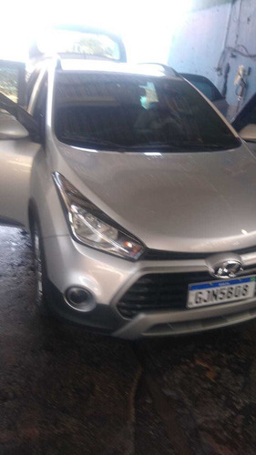 Imagem 3 de 14 de Hyundai Hb20x 2018 1.6 Style Flex Aut. 5p