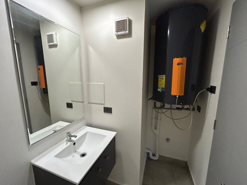 En Promoción 50%; 2 Dorm+ Baño; Piso23, Vivaceta 1702; Codjc