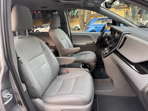 Toyota Sienna 3.5 Xle Piel At