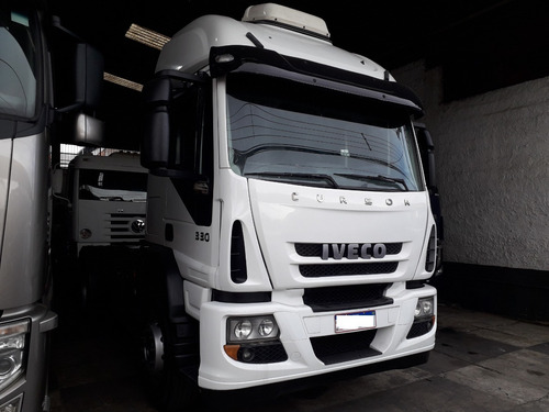 Imagem 6 de 8 de Iveco Cursor 330 4x2 2010/2011