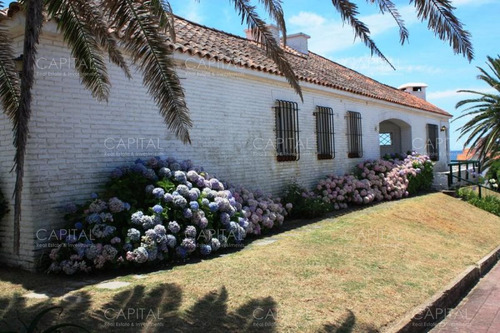 Imagen 4 de 16 de Casa En Península 6 Dormitorios Y Servicio
