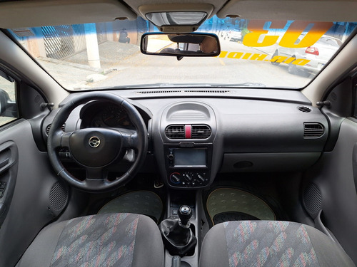 Chevrolet Corsa 1.8 MPFI SEDAN 8V GASOLINA 4P MANUAL