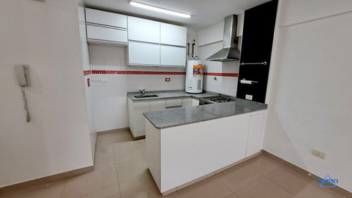 Departamento De 3 Ambientes Con Balcón En Venta - Sáenz Peña