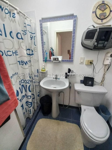 Imagen 8 de 12 de Apartamento En Venta En Cumbres De Curumo 22-6062 Gustavo Nieves 0412 6057058