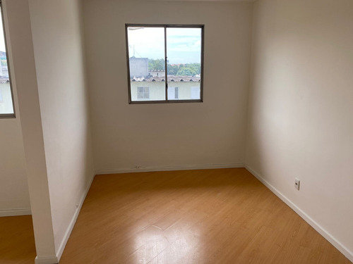 Imagem 4 de 14 de Vendo Barato E Excelente Apartamento 56m2, 2 Dormitórios