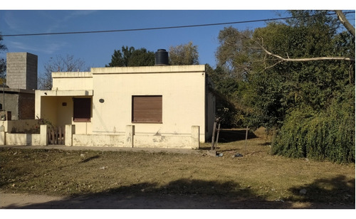 Se Vende Propiedad En Almafuerte, Bº Parque, Calle Chile