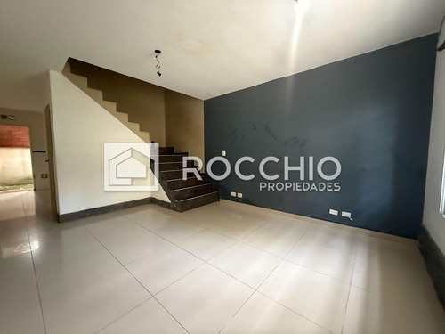 Casa En Alquiler 3 Ambientes Villa Ballester