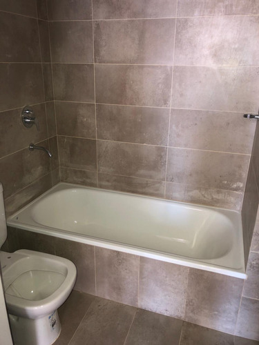Departamento 2 Amb 2 Baños. Icono Acoyte