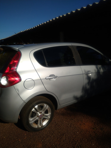 Fiat Palio 1.6 16v Essence Flex Dualogic 5p