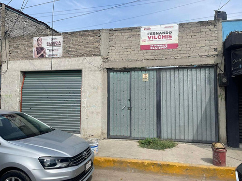 Casa En Jardines De Morelos Con Local Comercial