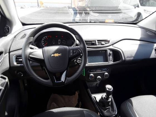 Imagem 3 de 9 de Chevrolet Prisma 1.4 Mpfi Lt 8v Flex 4p Manual