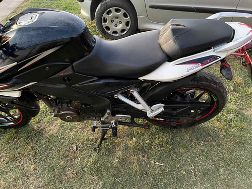 Imagen 16 de 16 de Moto Bajaj Rousser 200cc Impecable