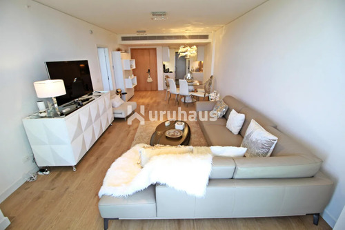 Venta Apartamento Un Dormitorio Punta Del Este Playa Brava Primera Linea Trump Tower