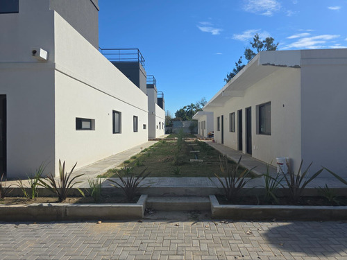 Departamento En Alquiler En Puerto Arena Dique Luján