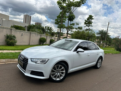 Audi A4 2.0 Tfsi Attraction S-tronic 4p