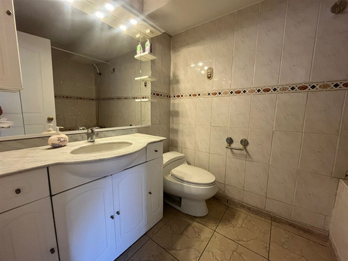 Amplio Depto En Venta 3d/2b/1e/1b T. Apoquindo, Las Condes