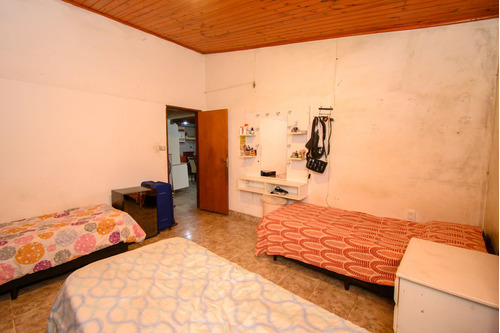 Remax Vende Casa De Dos Dormitorios En Santo Tomé!
