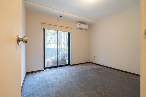 Imagen 8 de 12 de Apartamento Duplex De 2 Dormitorios A La Venta En Cordón | Completo | Zona Universitaria
