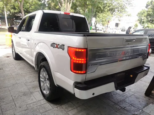 Ford Lobo 3.5 Doble Cabina Plinum 4x4 At