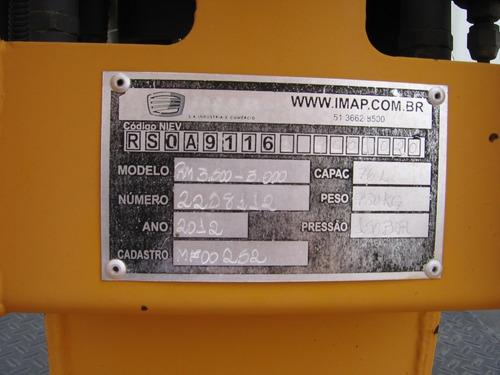 M.b Accelo 815