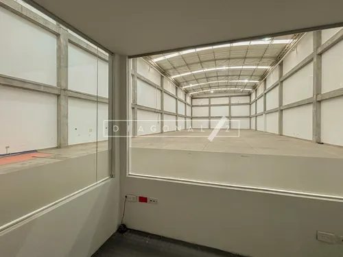 Bodega Industrial En Venta En Atahualpa