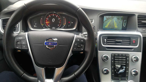 Volvo S60 2017 T4 2.0 Gris Osmio