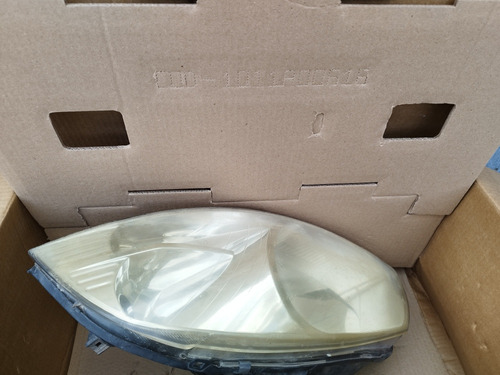 Semi Optica Fiat Strada 2012 (lado Conductor)