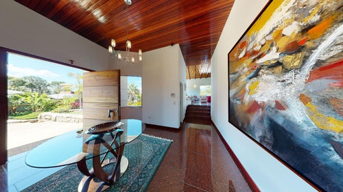 Imagen 8 de 23 de Casa En Venta En Cerro Verde