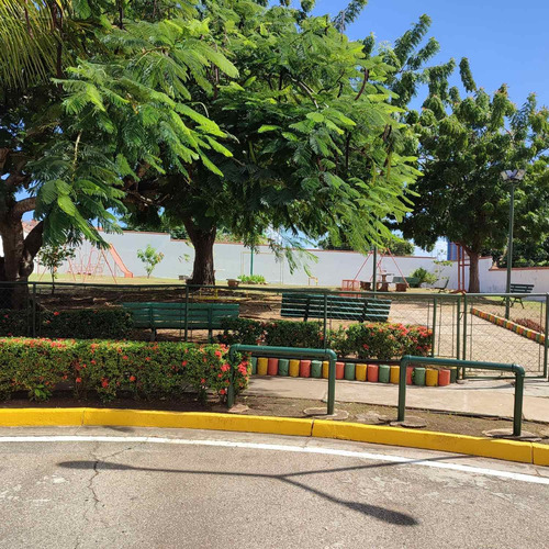 Imagen 27 de 30 de Espectacular Townhouse Pampatar Paraiso2 Agua Marina Country