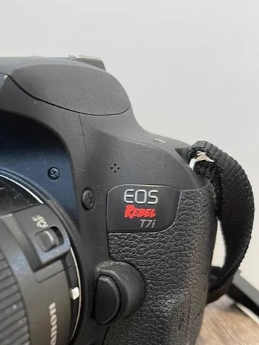 Cánon Rebel T7i 9.9/10.semi Nuevo 24 Mpx. Wifi. Regalo (Usado)