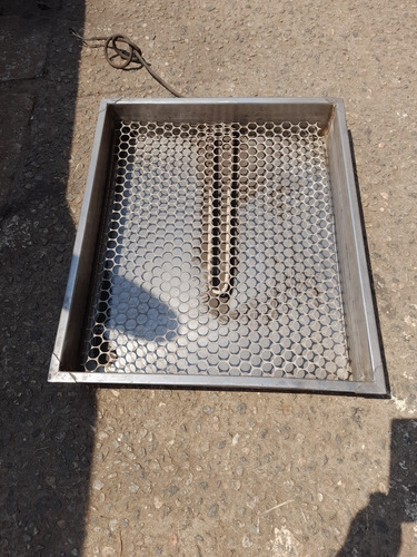 Imagem 2 de 3 de Marmiteiro De Inox Usado Sp Capital Itaquera