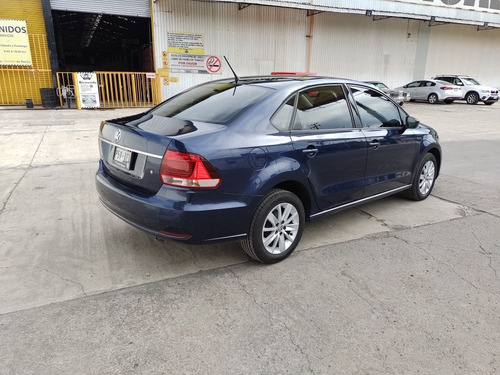 Imagen 4 de 10 de Volkswagen Vento 2016 1.6 Confortline At