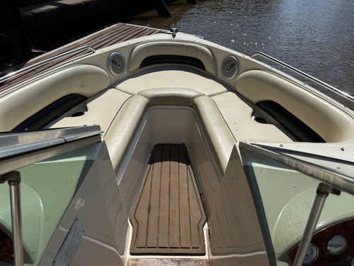 Lancha Open Bermuda Twenty One Motor Mercruiser 220hp 2012